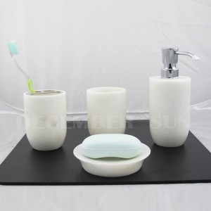 Set da bagno in marmo bianco puro